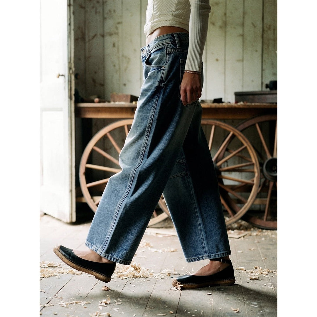 Women's Cropped Barrel Jeans, side view