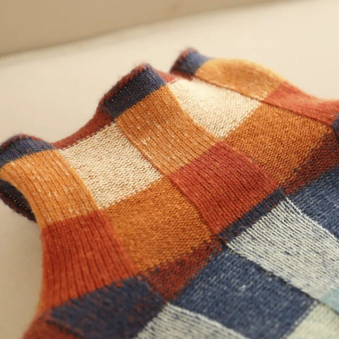 Women's Plaid Crew Neck Sweater, detail view 2