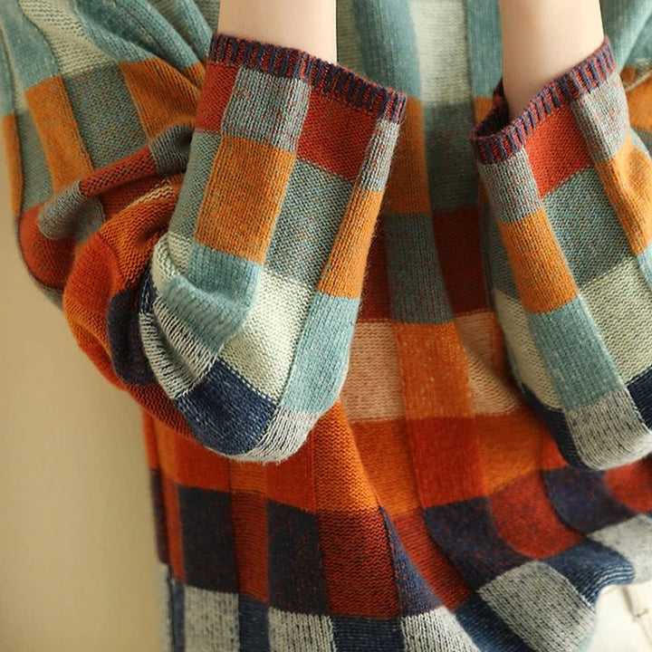 Women's Plaid Crew Neck Sweater, detail view 3