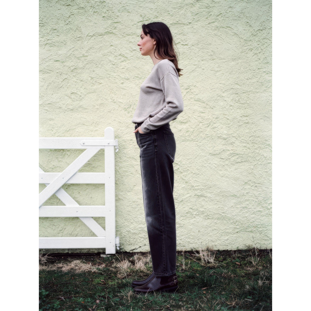 Women's Straight Leg Jeans, side view