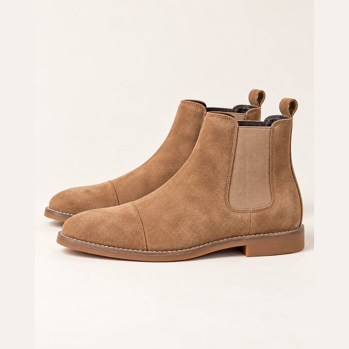 Men's Chelsea Boots, front view 2