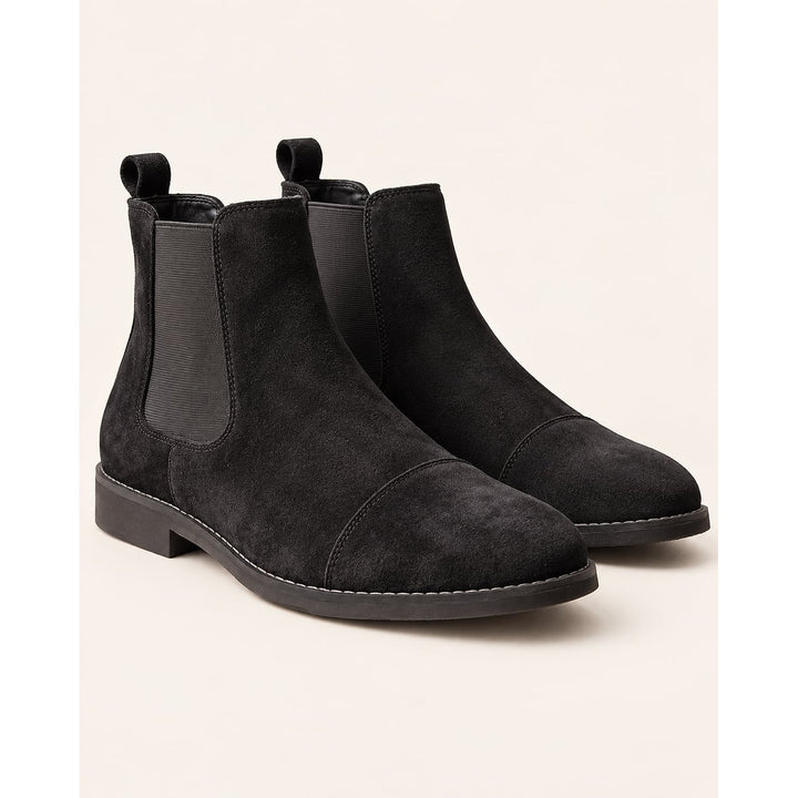 Men's Chelsea Boots, front view 4
