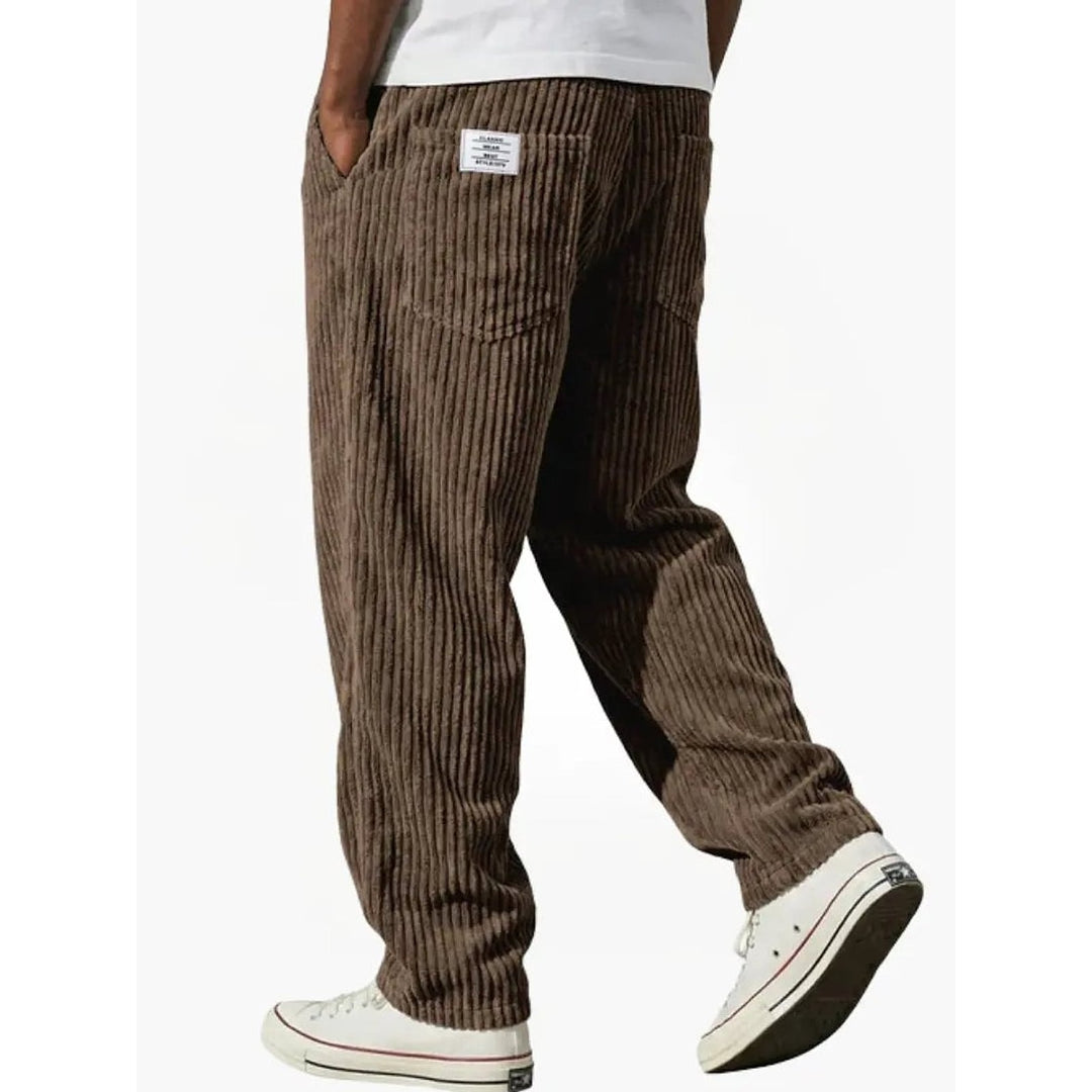 Men’s Corduroy Pants in Brown, detail view