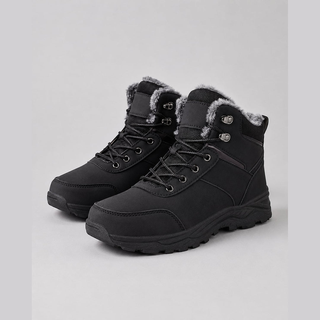 Men’s Lined Winter Boots in Black, front view