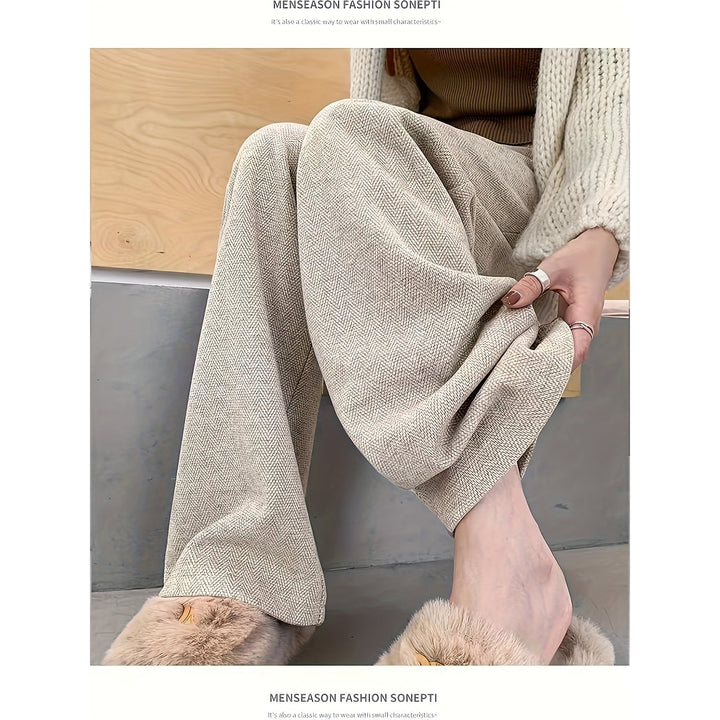 Women’s Relaxed Wide Leg Pants, detail view