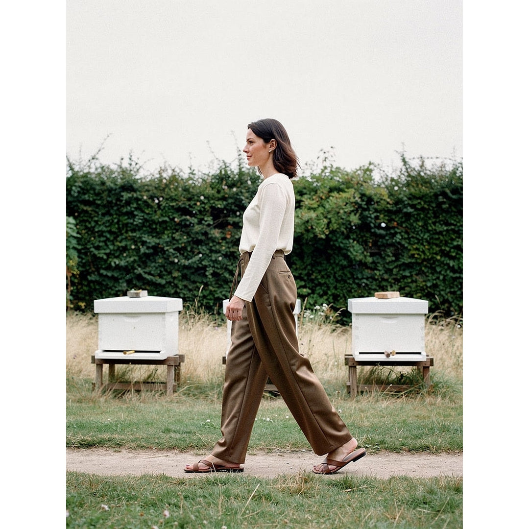 Women's Barrel Leg Pants, side view